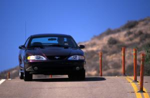 Ford Mustang Cobra Coupe 1995 года